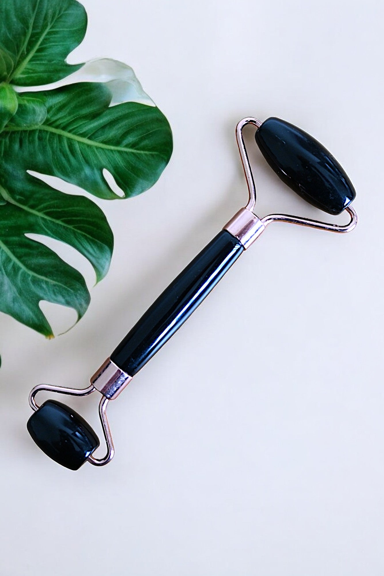 Obsidian Facial Roller