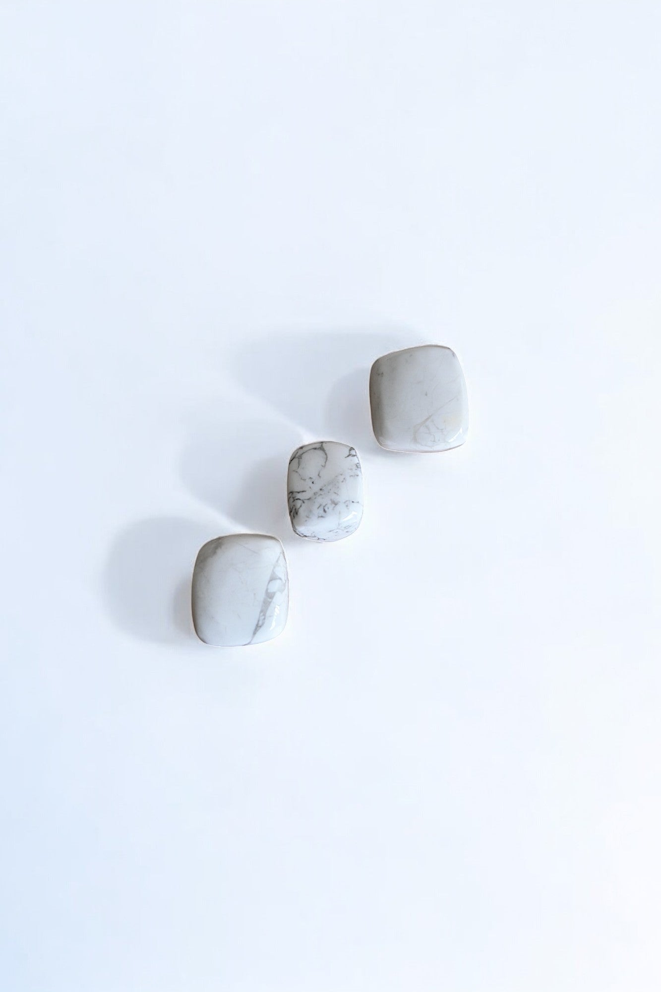 White Howlite Tumble